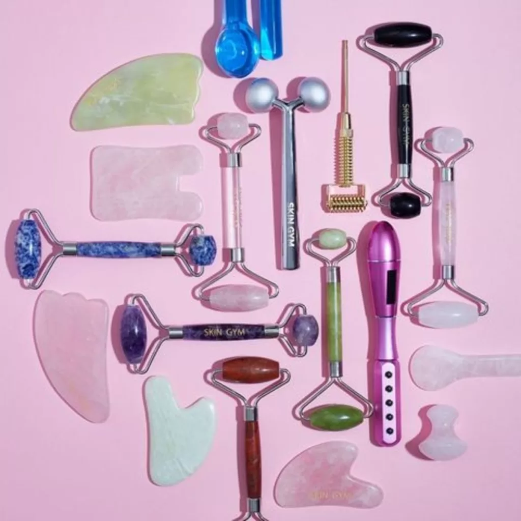 Image of a collection of Top beauty tools