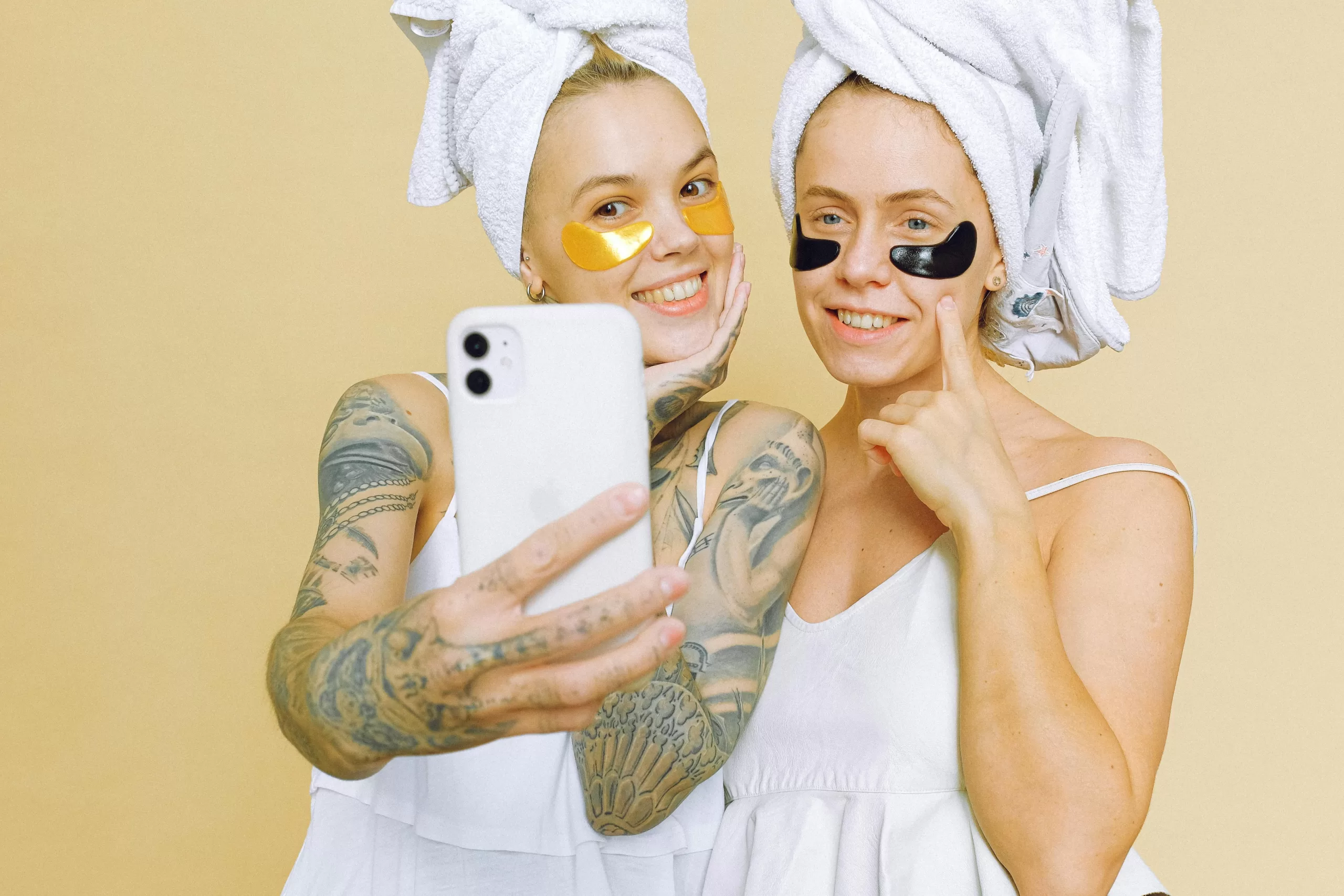 Image of two women doing their skincare: Skincare Trends